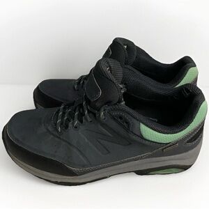 New Balance Women's Trail Running Shoes Sz 8 Blue Green Waterproof Sneakers